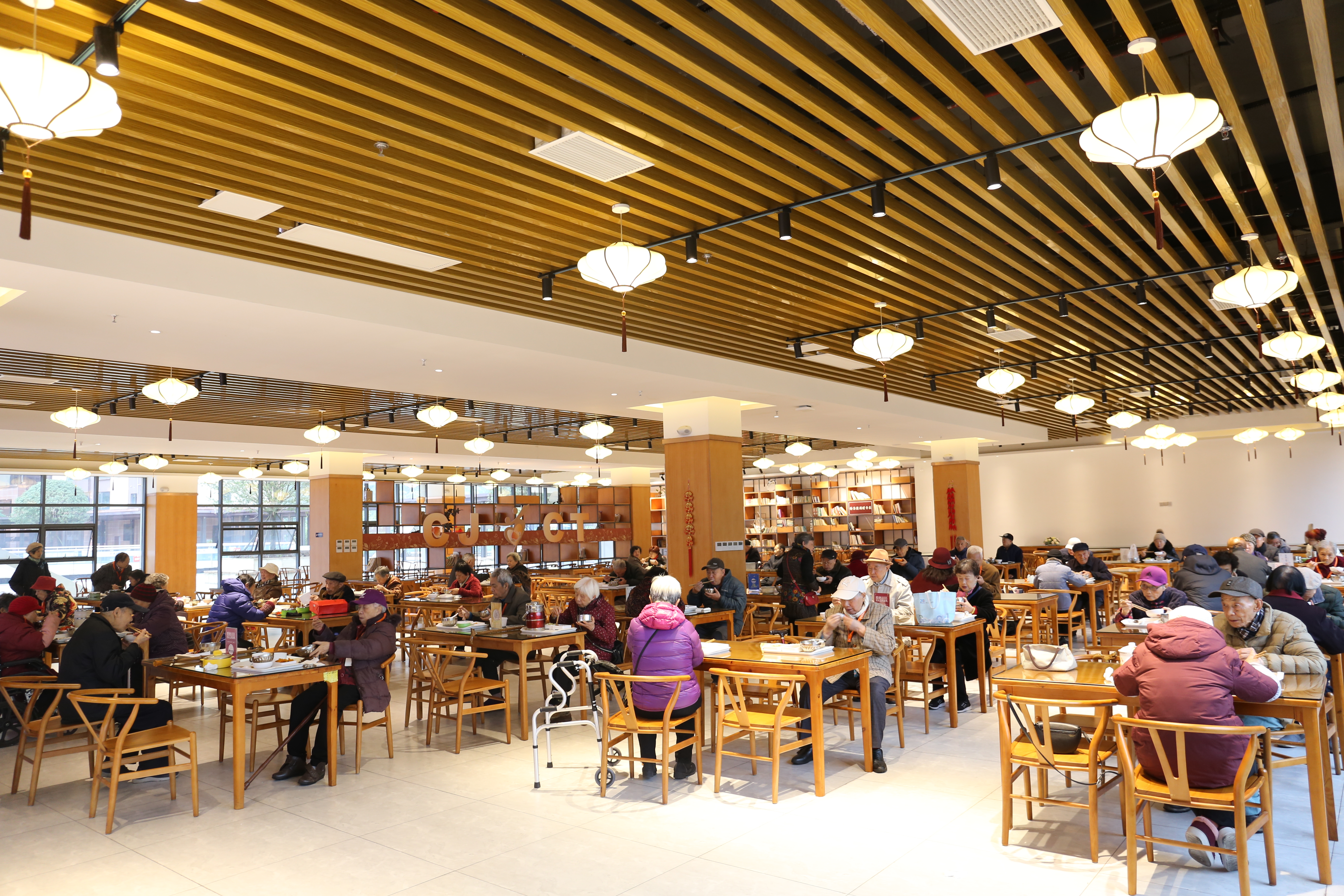 美味又實惠,江陽區春江餐廳養老助餐點投入營業!